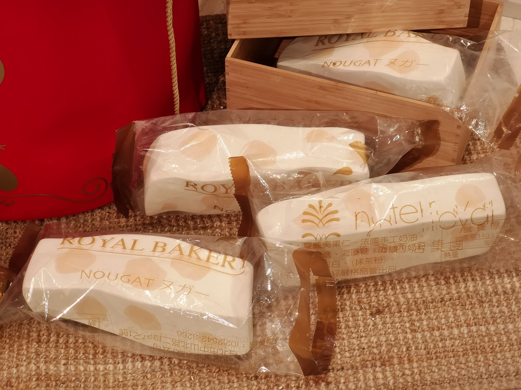 0A421C39-638C-4BE3-B5D4-41B8020E7D5A_1_105_c