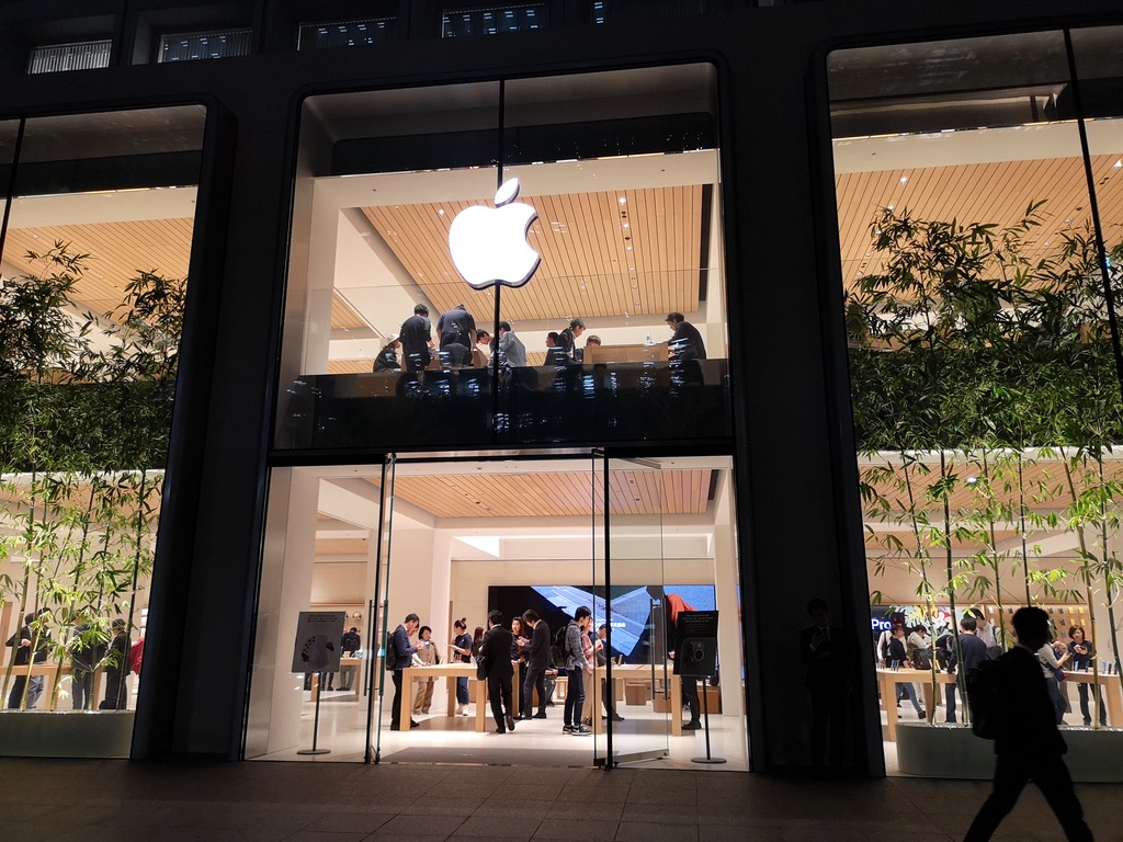 281F46F4-CDB6-475E-82FB-46205E800AA4_1_105_c